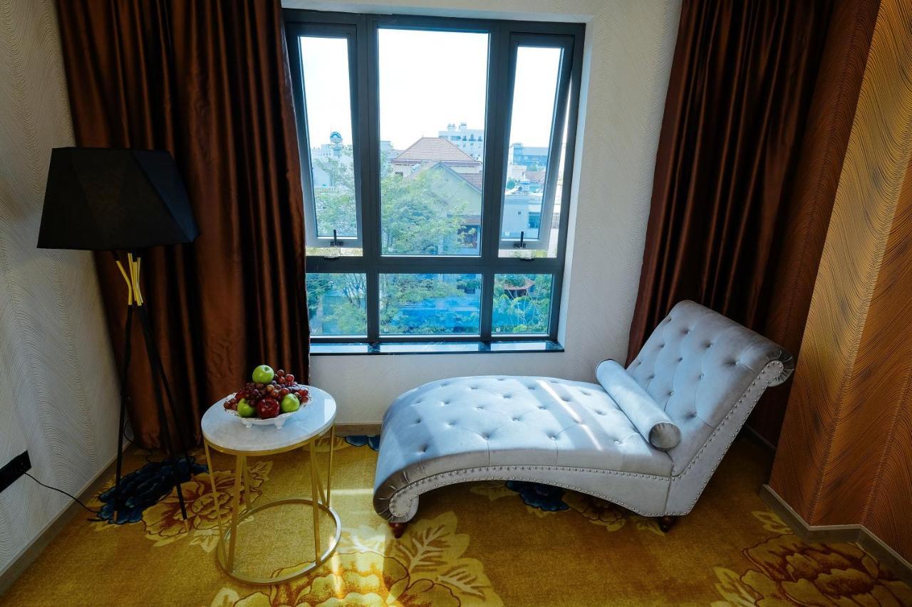 Diamond Hotel Thu Dau Mot Екстериор снимка